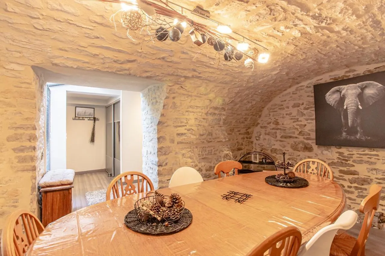 Le Clos Des Vignes Villefranche-de-Rouergue 0*,